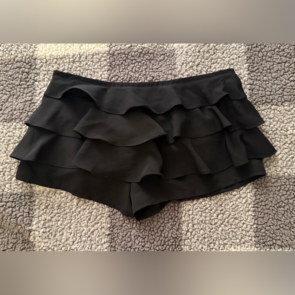 NWT dead-stock Kimchi blue tap ruffle pin up shorts size 4 - Picture 2 of 8